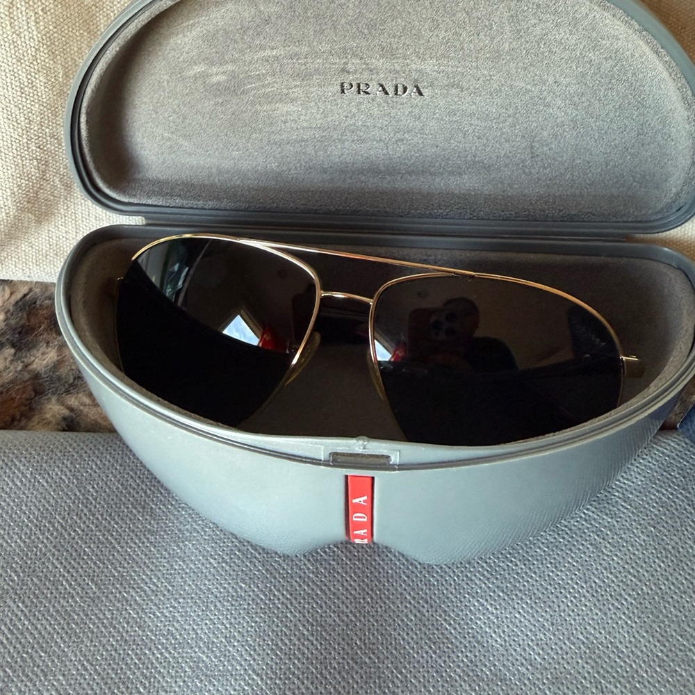 Prada polarized gold Aviator Sunglasses - Picture 3 of 8